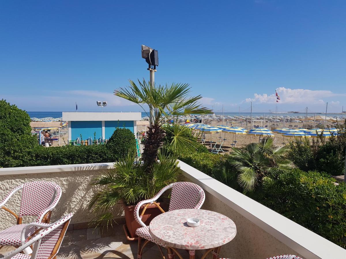Hotel Driade sul mare Rimini Exterior foto