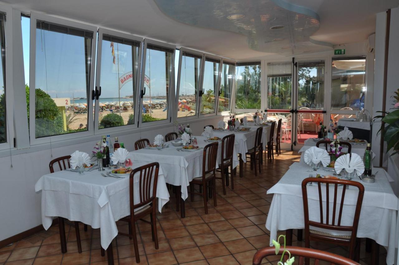 Hotel Driade sul mare Rimini Exterior foto