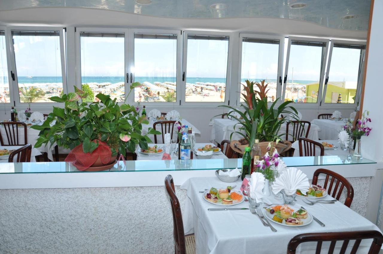 Hotel Driade sul mare Rimini Exterior foto